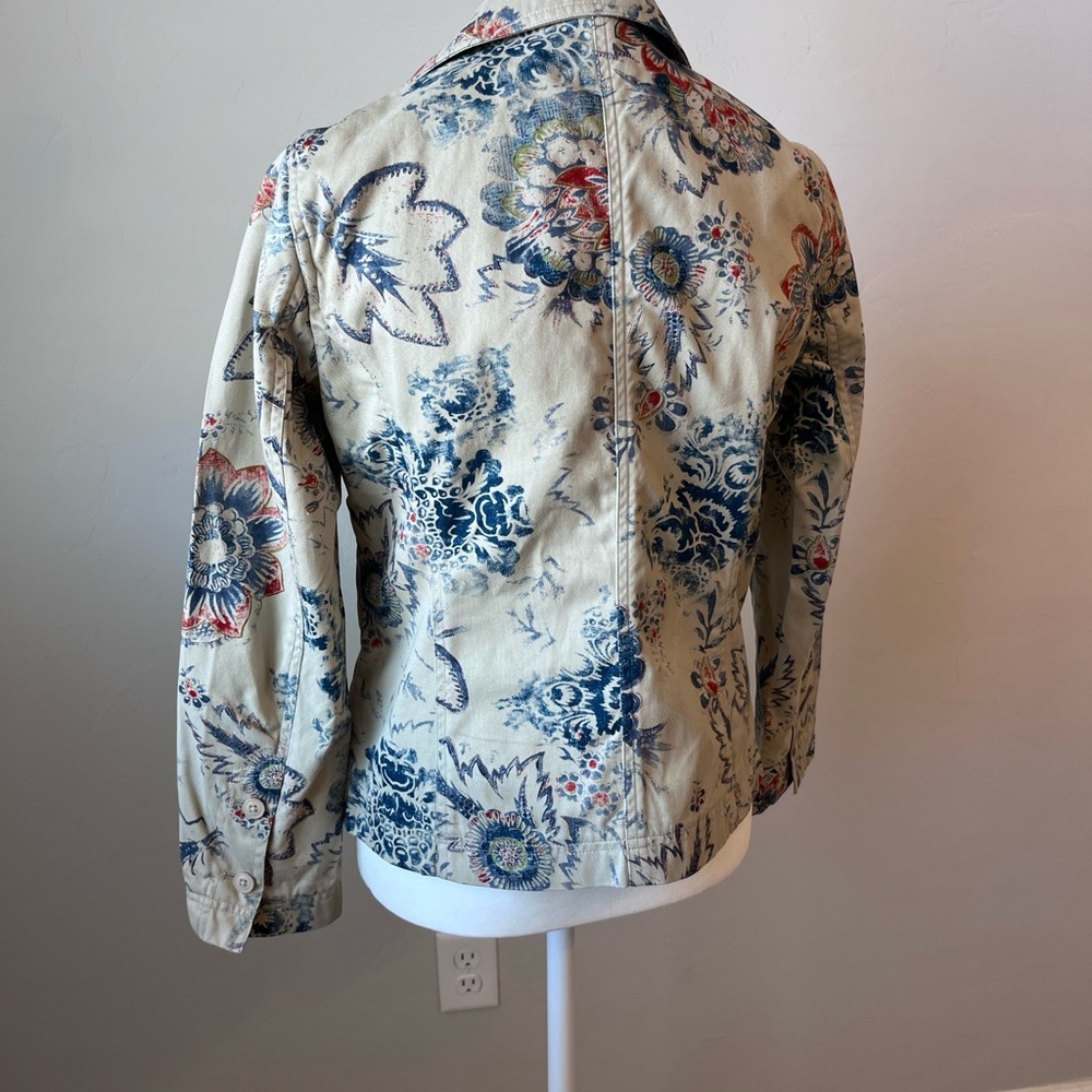 Coldwater Creek Cream and Blue Blazer with Floral Print - Picture 3 of 4